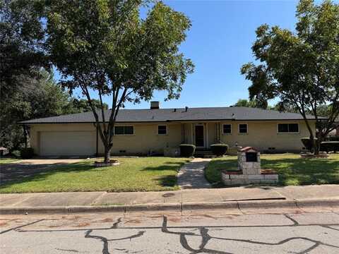 2740 Maceo Circle, Dallas, TX 75216