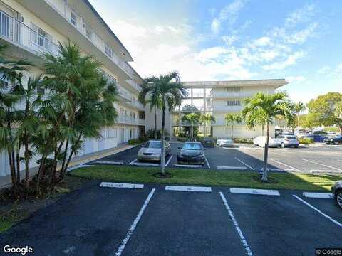 Diana, HALLANDALE BEACH, FL 33009