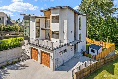 44Th, LYNNWOOD, WA 98037