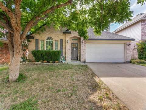 8204 Dynasty Drive, Fort Worth, TX 76123