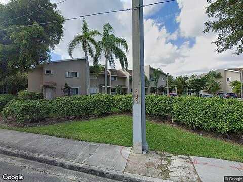 92Nd, PALMETTO BAY, FL 33157