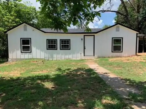 1927 S Fannin Avenue, Denison, TX 75020