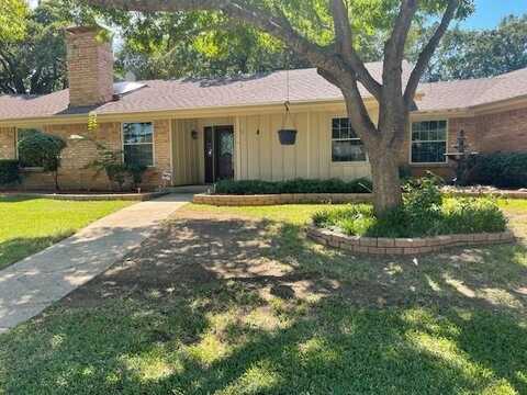 1708 Lincrest Court, Arlington, TX 76012