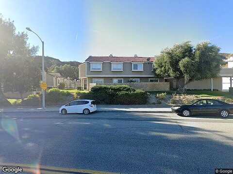 The Old Rd, Castaic, CA 91384