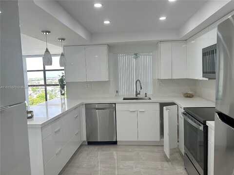 S Parkview Dr #1123, Hallandale Beach, FL 33009