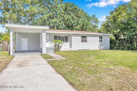 Moret E Drive, Jacksonville, FL 32244