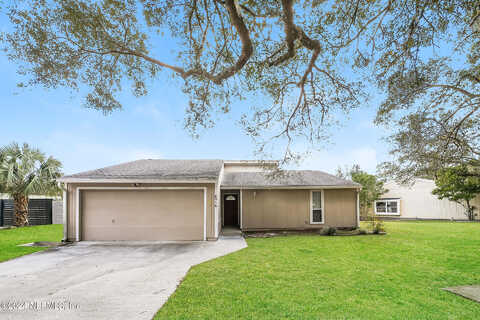 Carolyn Cove N Lane, Jacksonville, FL 32258