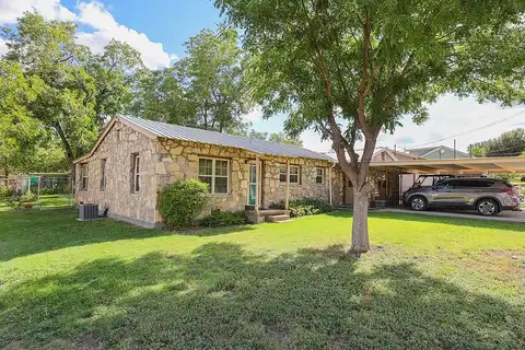 Beall, OZONA, TX 76943