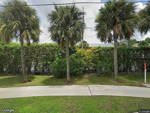 Bayshore Dr, Naples, FL 34112