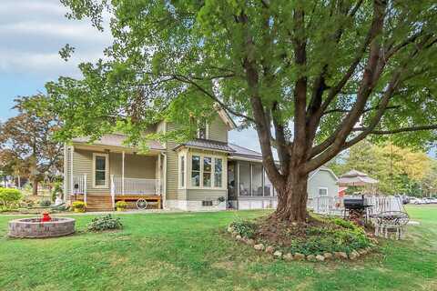 Laurel, REEDSBURG, WI 53959