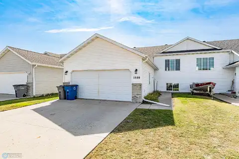 34Th, MOORHEAD, MN 56560