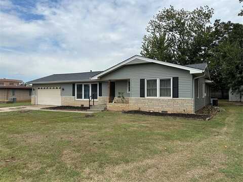 3915 N Aydelotte Avenue, Shawnee, OK 74804