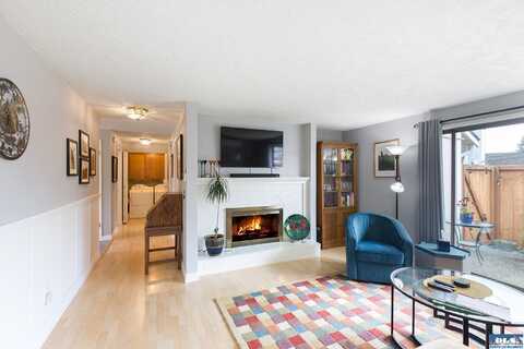 820 N Abbey Ct, Sequim, WA 98382