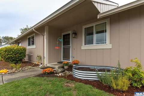 820 N Abbey Ct, Sequim, WA 98382