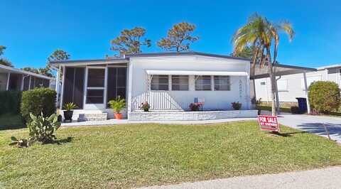 306 8th St, Nokomis, FL 34275