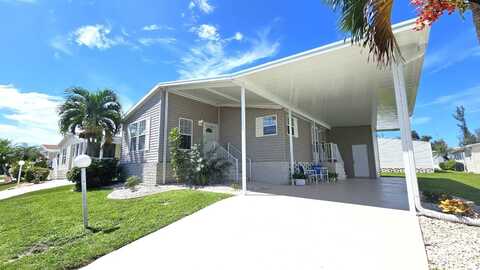 701 Aqui Esta Dr, Punta Gorda, FL 33950