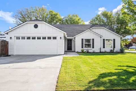 2548 Hickory Ave, West Richland, WA 99353