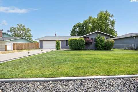 1423 Arbor St, Richland, WA 99352