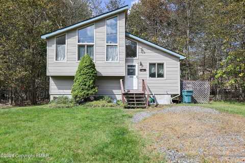 1105 Knollwood Drive, Tobyhanna, PA 18466