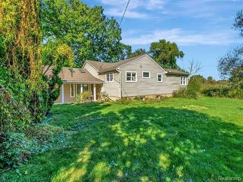 4283 CORNITH Street, Lake Orion, MI 48359