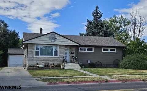 1414 AVENUE I, Scottsbluff, NE 69361