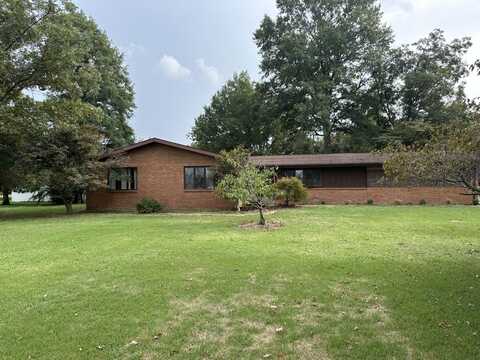 28 S Davis Dr, East Prairie, MO 63845