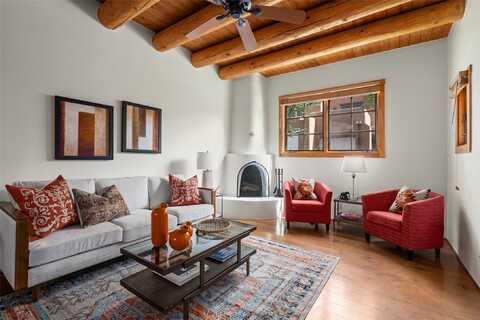 211 Rosario, Santa Fe, NM 87501