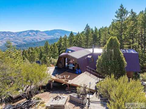 52 E Pine Drive, Lava Hot Springs, ID 83246