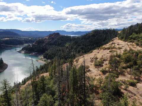 Crater Lake Highway, Prospect, OR 97536