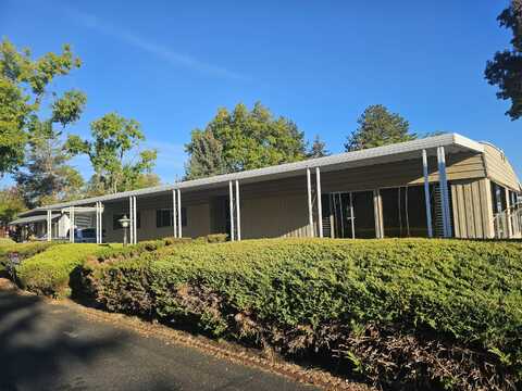 3955 S Stage Road, Medford, OR 97501