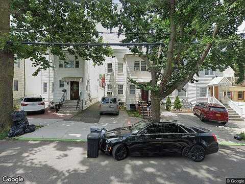 127Th, COLLEGE POINT, NY 11356