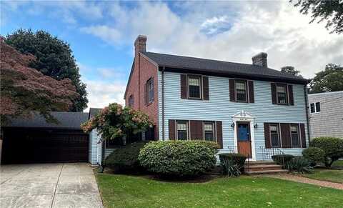 24 Alexander Mcgregor Road, Pawtucket, RI 02861