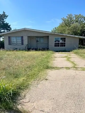 44Th, LAWTON, OK 73505