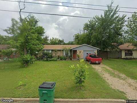 21St, CAMERON, TX 76520