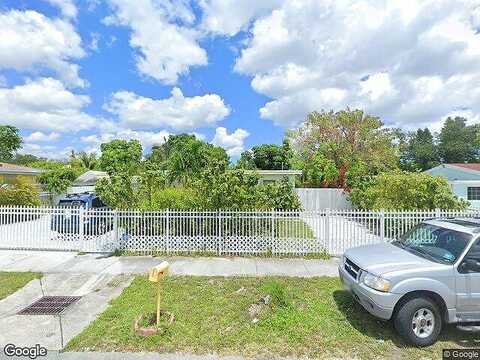 Miami Gardens, WEST PARK, FL 33023