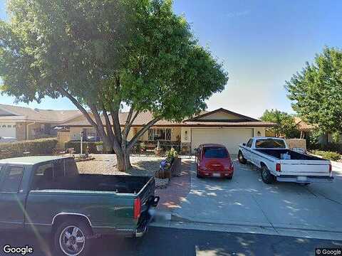 Auld, HEMET, CA 92544