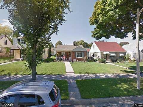 49Th, MILWAUKEE, WI 53219