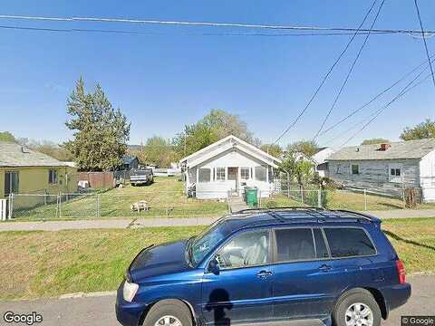 S. Broad Avenue, Klamath Falls, OR 97601