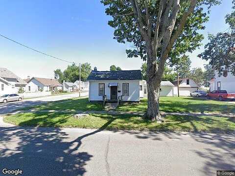 1St, MARSHALLTOWN, IA 50158