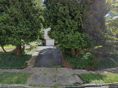 Russell, WILLOW GROVE, PA 19090