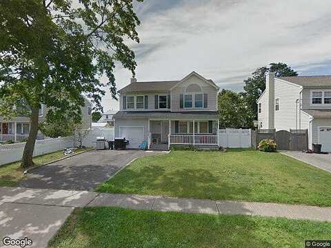 Coolidge, AMITY HARBOR, NY 11701