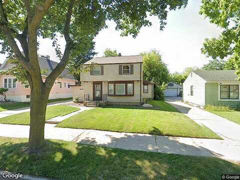 19Th, MILWAUKEE, WI 53209