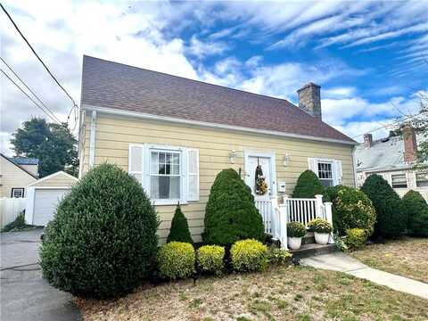 201 Mount Vernon Boulevard, Pawtucket, RI 02861