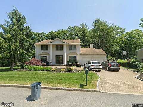 Long Acre, DIX HILLS, NY 11746