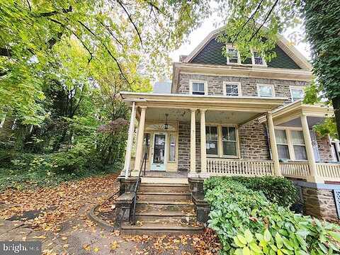 Oak Lane, ELKINS PARK, PA 19027