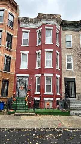 Macon, BROOKLYN, NY 11233