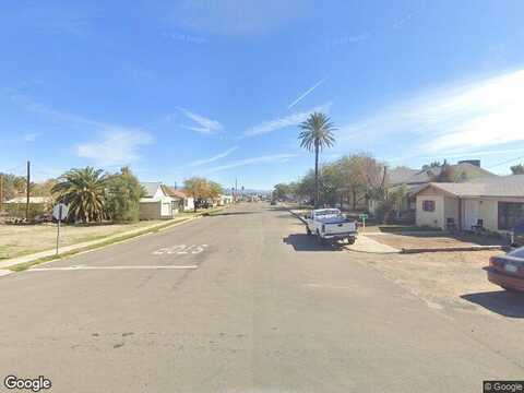 B St, NEEDLES, CA 92363