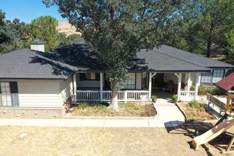 22840 Jerry Drive, Tehachapi, CA 93561