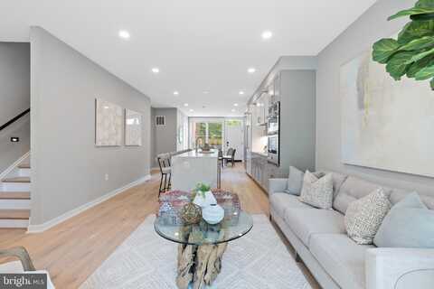 406 D STREET SE, WASHINGTON, DC 20003