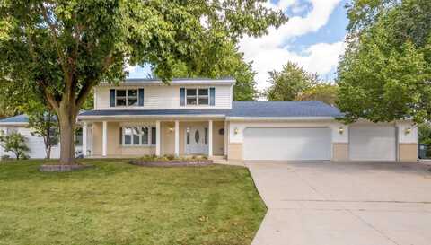 3513 Inverness Road, Waterloo, IA 50701